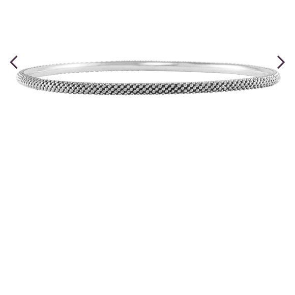 LAGOS SIGNATURE CAVIAR
Bangle Set in Excellent Condition - Picture 2 of 5